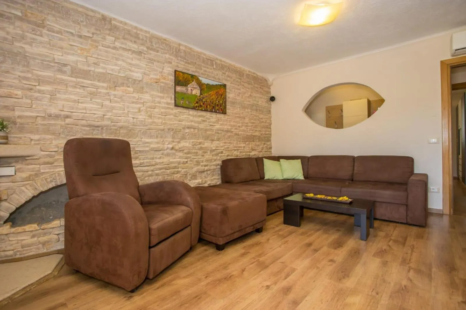 Sunny Haven Apartment With Direct Access To The Pool Nova Vas  Nova Vas (Porec)